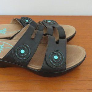 Dansko Black Leather Platform Slides Size 40 w/Turquoise Accent